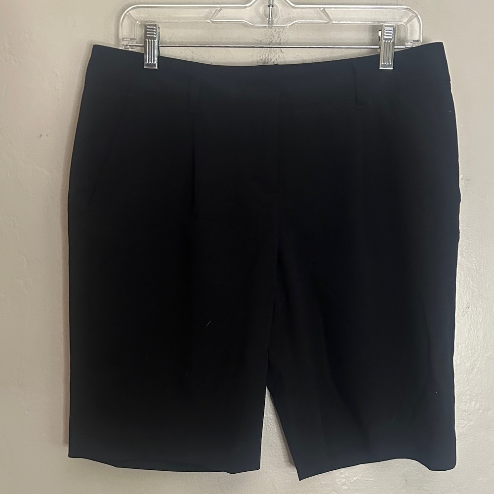 Daisy Fuentes Black Women's Bermudas